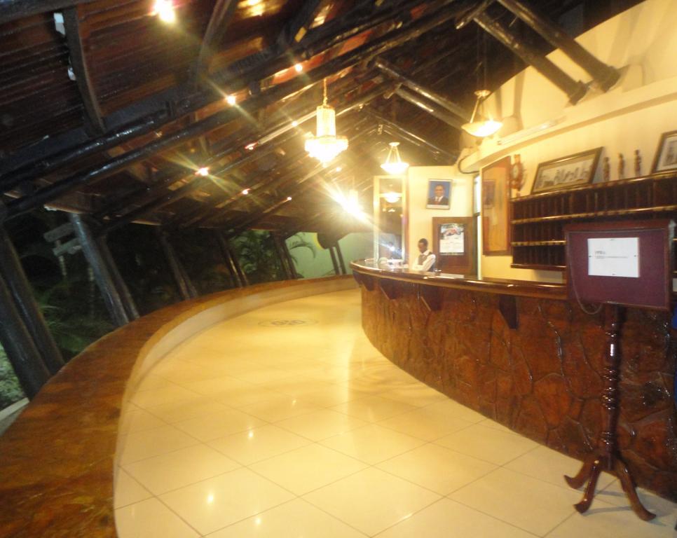Morogoro Hotel Luaran gambar