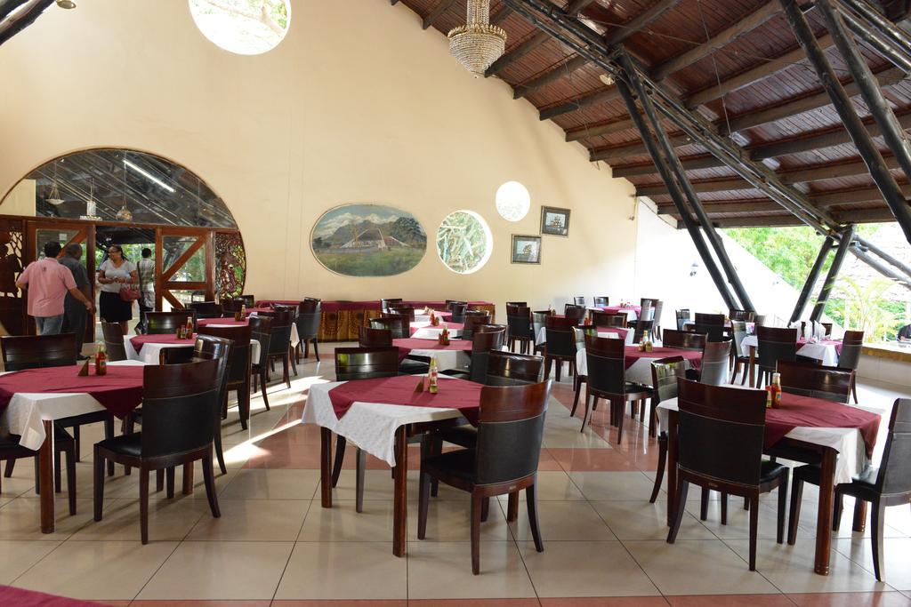 Morogoro Hotel Luaran gambar