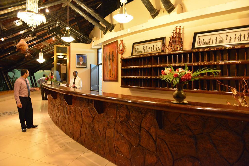 Morogoro Hotel Luaran gambar