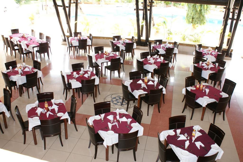 Morogoro Hotel Luaran gambar