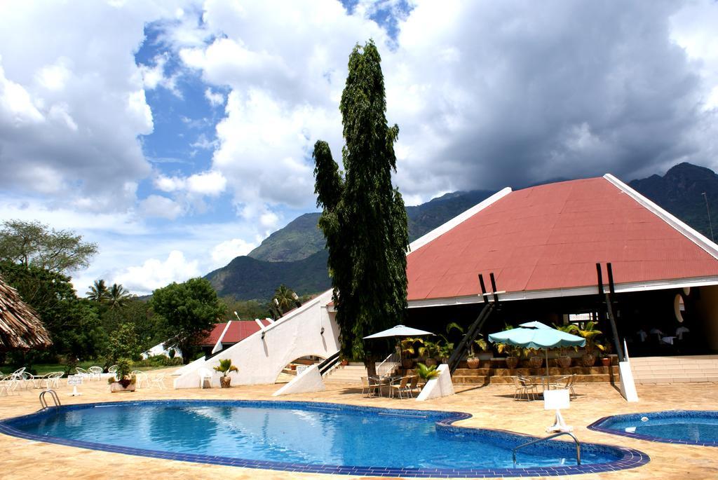Morogoro Hotel Luaran gambar
