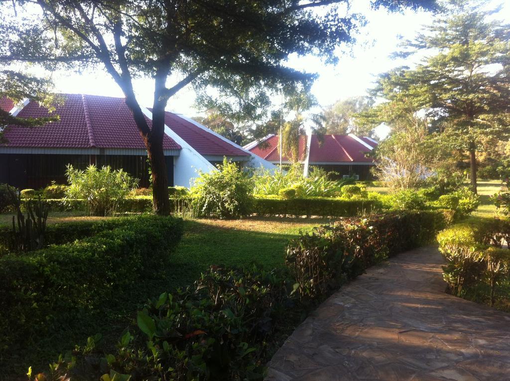 Morogoro Hotel Luaran gambar