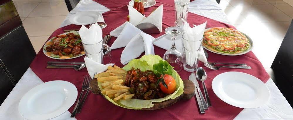 Morogoro Hotel Luaran gambar